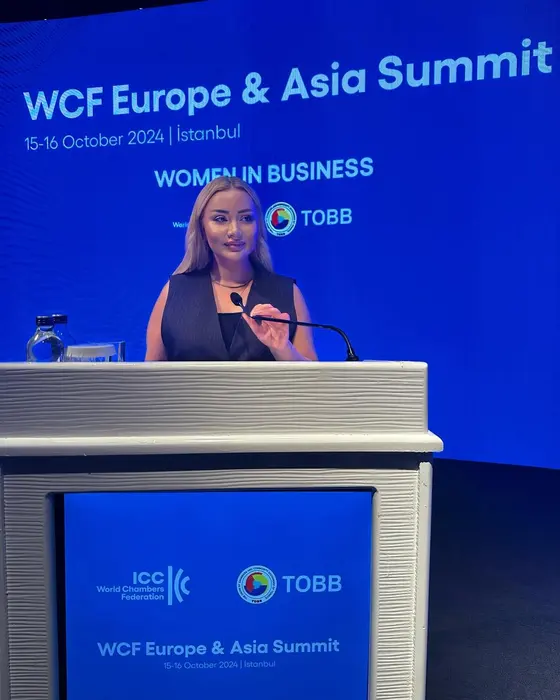Sahra Düzgün Tucel at the WCF Europe & Asia Summit Women in Business podium